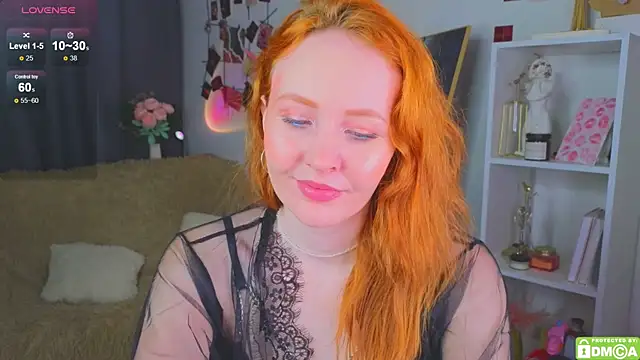 JoyceJones online show from 19, 10, 2025