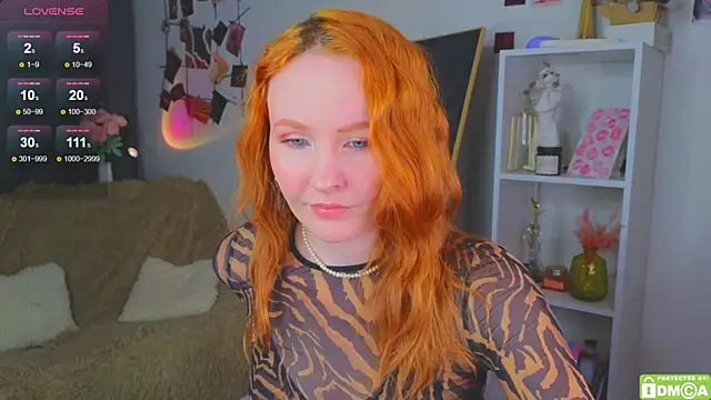 JoyceJones online show from 18, 10, 2025