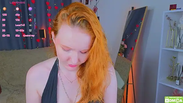 JoyceJones online show from 21, 6, 2026