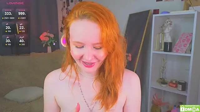 JoyceJones online show from 24, 10, 2025