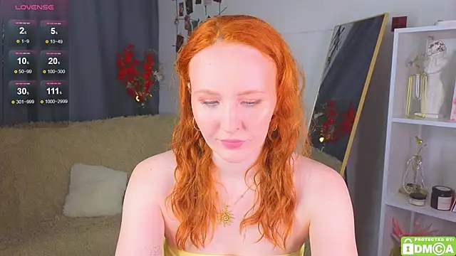 JoyceJones online show from 15, 9, 2025