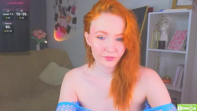 JoyceJones online show from 12, 10, 2025