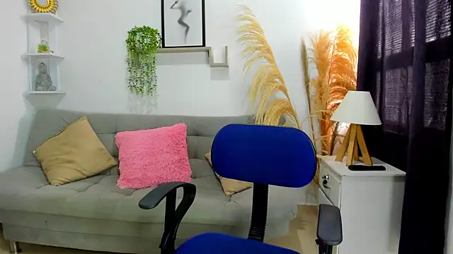 Samanta Monroe online show from 16, 9, 2025