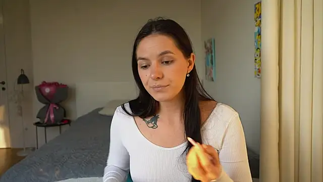 EwelynScott online show from 10, 11, 2025