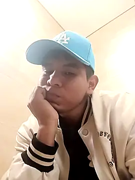 Snapshot of Oscariin96 chatting on 18, 2, 2026 Oscariin96 online show from 18, 2, 2026