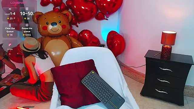 miascarlet 16 online show from 4, 10, 2025