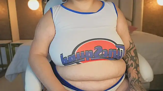 Miiss Bubble online show from 24, 10, 2025