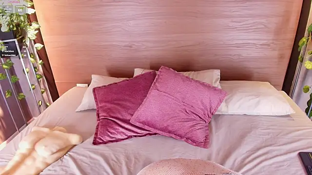 alexamonroe  online show from 25, 10, 2025