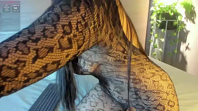 alexamonroe  online show from 22, 12, 2025