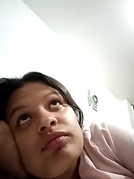 Snapshot of luluboobs9 chatting on 2, 2, 2026 luluboobs9 online show from 2, 2, 2026