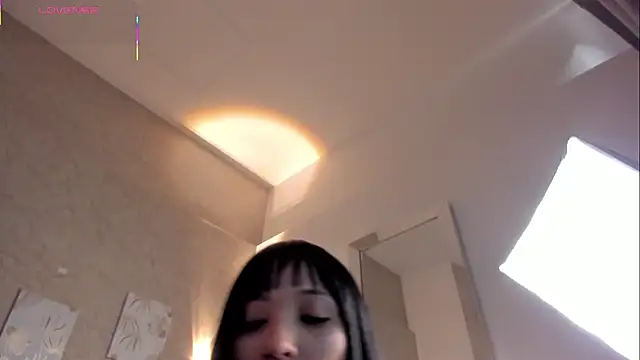 Lunaa bellaa online show from 11, 11, 2025