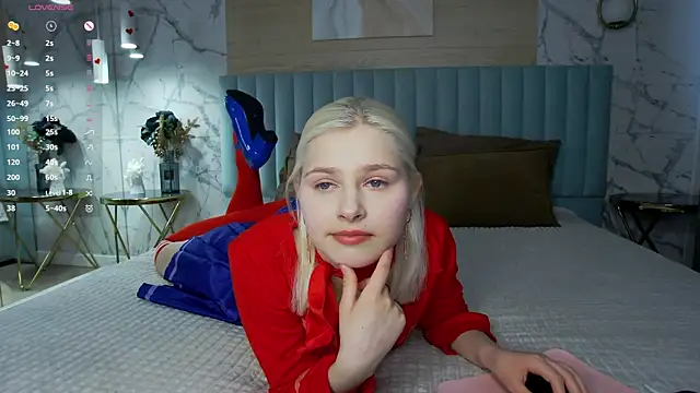 Snapshot of SandyShayes chatting on 17, 7, 2026 SandyShayes online show from 17, 7, 2026