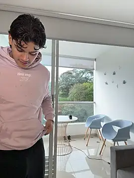 Rose-andres online show from 4, 3, 2026