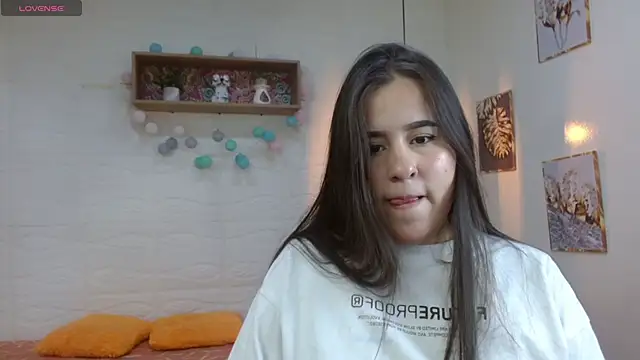 tulunaroja online show from 7, 11, 2025