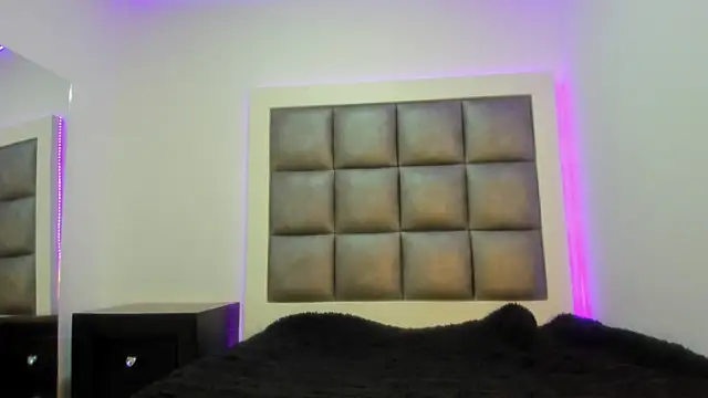 Snapshot of Mia_lopez__ chatting on 29, 10, 2025 Mia lopez online show from 29, 10, 2025