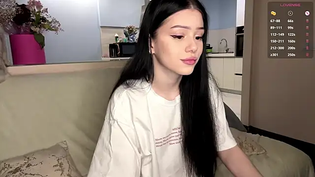 KateHardcastle online show from 1, 10, 2025