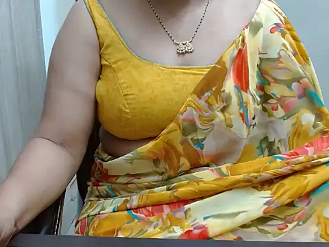 Snapshot of Anushka134 chatting on 1, 11, 2025 Anushka134 online show from 1, 11, 2025