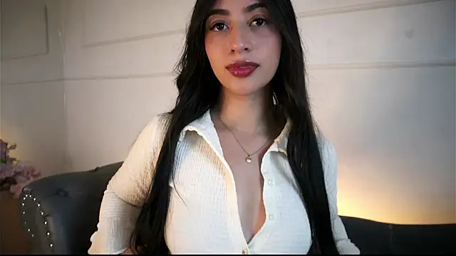 charlotterusso online show from 1, 6, 2026