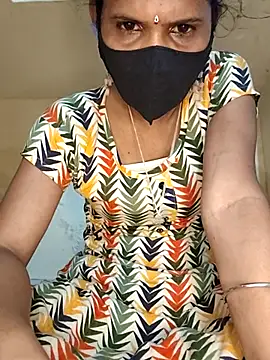 Snapshot of ranisanthutelugu chatting on 3, 12, 2025 ranisanthutelugu online show from 3, 12, 2025