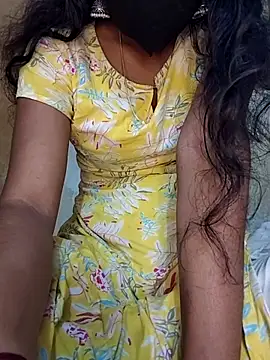 Snapshot of ranisanthutelugu chatting on 27, 11, 2025 ranisanthutelugu online show from 27, 11, 2025