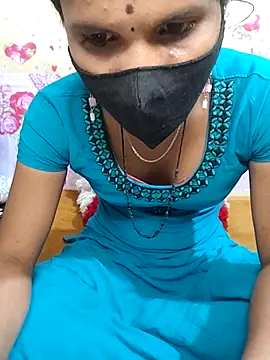 Snapshot of ranisanthutelugu chatting on 13, 10, 2025 ranisanthutelugu online show from 13, 10, 2025