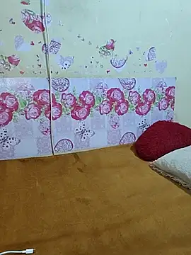 Snapshot of ranisanthutelugu chatting on 17, 10, 2025 ranisanthutelugu online show from 17, 10, 2025