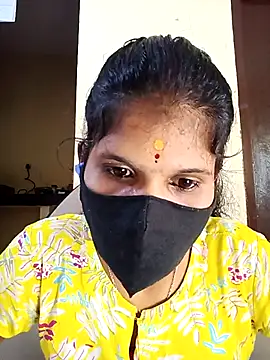 Snapshot of ranisanthutelugu chatting on 12, 9, 2025 ranisanthutelugu online show from 12, 9, 2025