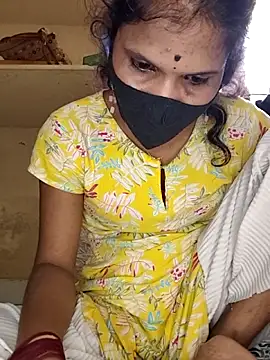 Snapshot of ranisanthutelugu chatting on 30, 10, 2025 ranisanthutelugu online show from 30, 10, 2025