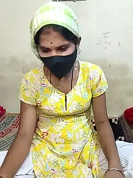 Snapshot of ranisanthutelugu chatting on 28, 9, 2025 ranisanthutelugu online show from 28, 9, 2025