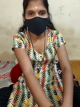 Snapshot of ranisanthutelugu chatting on 29, 9, 2025 ranisanthutelugu online show from 29, 9, 2025