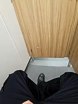 Snapshot of axxmwaa69 chatting on 15, 9, 2025 axxmwaa69 online show from 15, 9, 2025