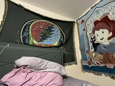 Snapshot of GirlSquirt chatting on 24, 2, 2026 GirlSquirt online show from 24, 2, 2026