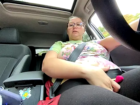 GirlSquirt online show from 8, 10, 2025