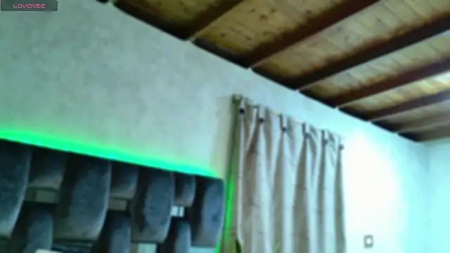 Snapshot of Taurito___ chatting on 12, 10, 2025 Taurito online show from 12, 10, 2025