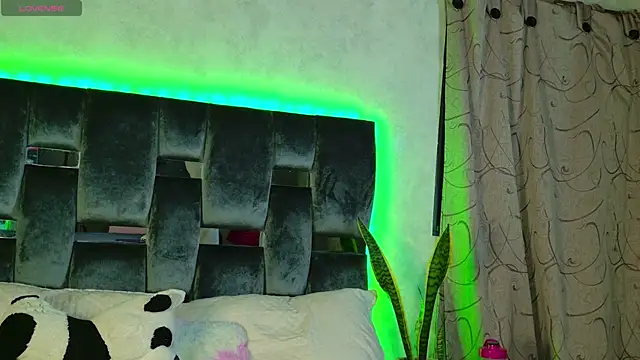 Snapshot of Taurito___ chatting on 26, 10, 2025 Taurito online show from 26, 10, 2025