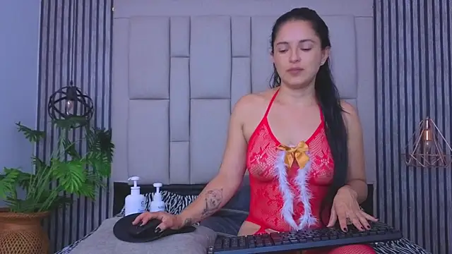 bryonycutee online show from 15, 5, 2026