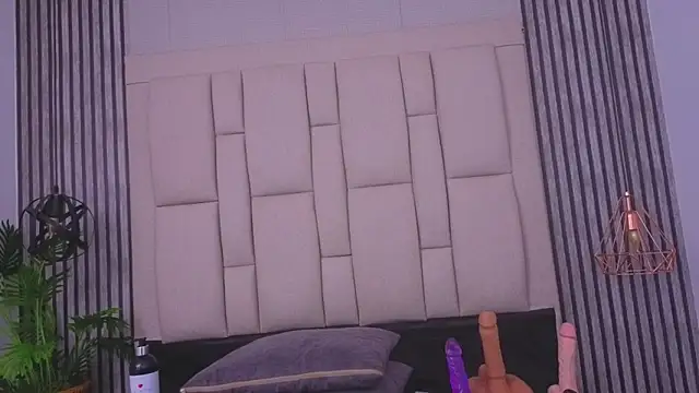 bryonycutee online show from 16, 2, 2026