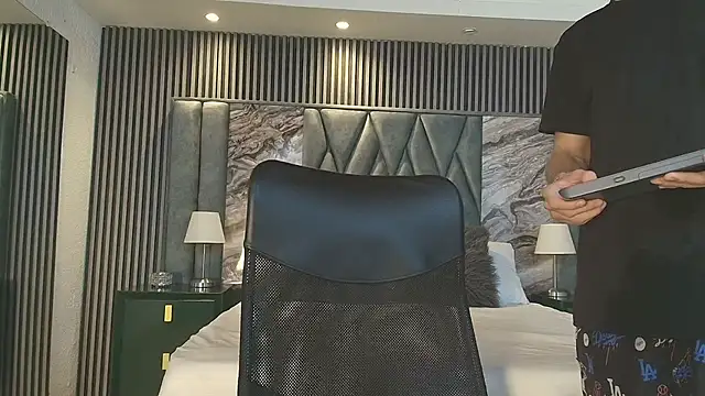 Snapshot of Michael_blue chatting on 6, 1, 2026 Michael blue online show from 6, 1, 2026