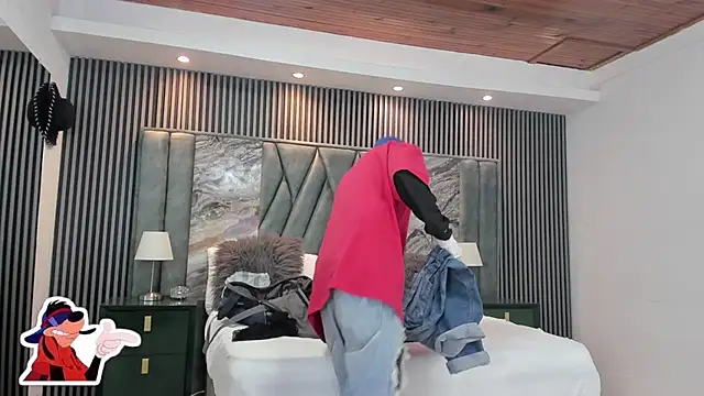 Snapshot of Michael_blue chatting on 31, 10, 2025 Michael blue online show from 31, 10, 2025