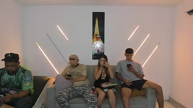 Snapshot of brutal_sex_room2k chatting on 6, 2, 2026 brutal sex room2k online show from 6, 2, 2026