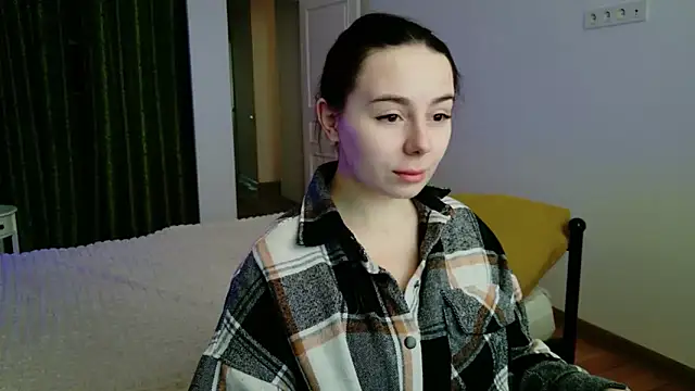 Snapshot of Di_na_Bell chatting on 22, 12, 2025 Di na Bell online show from 22, 12, 2025