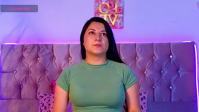 Snapshot of cuteeimy chatting on 6, 2, 2026 cuteeimy online show from 6, 2, 2026