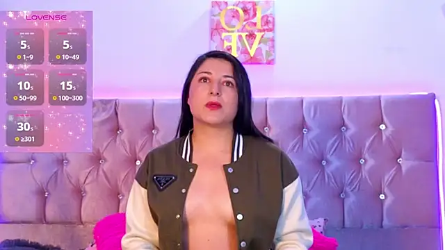 Snapshot of cuteeimy chatting on 7, 2, 2026 cuteeimy online show from 7, 2, 2026