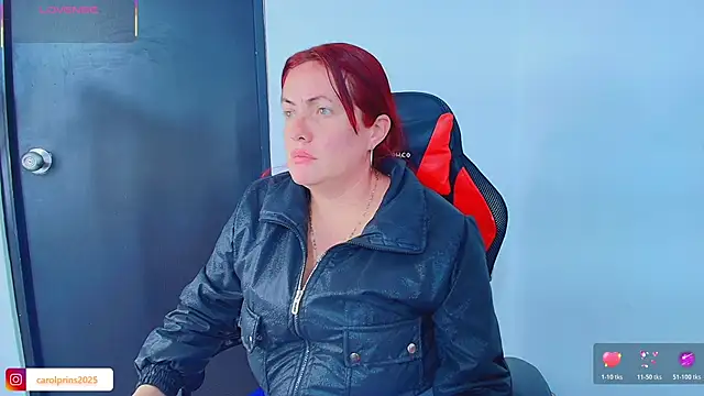 carolinhe  online show from 19, 11, 2025