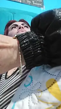 carolinhe  online show from 25, 11, 2025