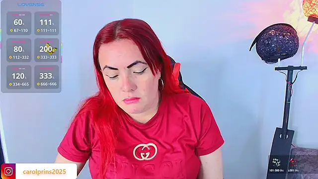 carolinhe  online show from 12, 11, 2025