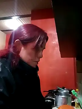 carolinhe  online show from 21, 10, 2025