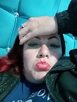 carolinhe  online show from 29, 11, 2025