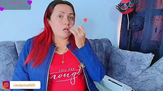 carolinhe  online show from 30, 9, 2025