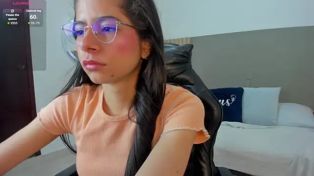 carlina 15 online show from 27, 2, 2026